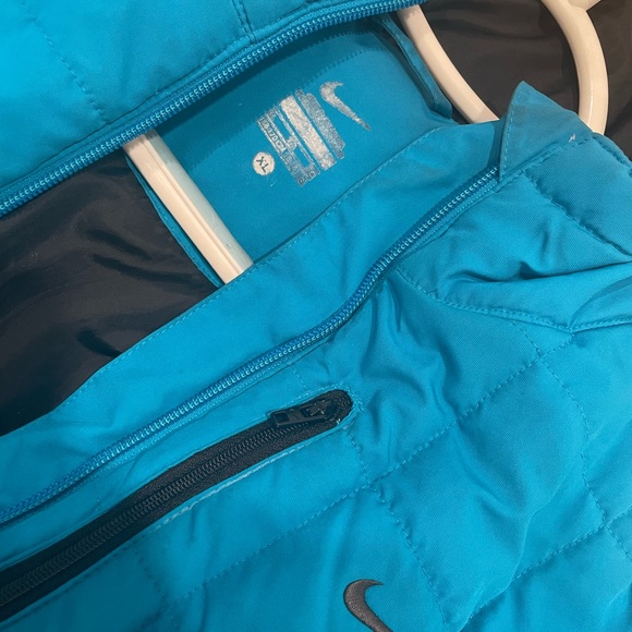 Nike Puffer Jacket Blue - Picture 3 of 3